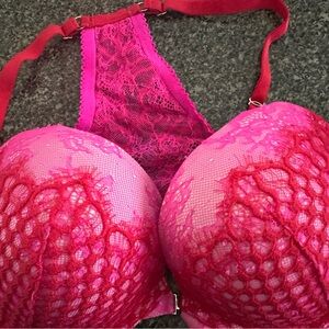 Victoria's Secret Fuchsia Lace Very Sexy Bra